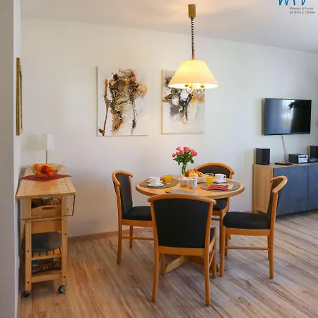 Wohnpark Stadt Hamburg 28 *